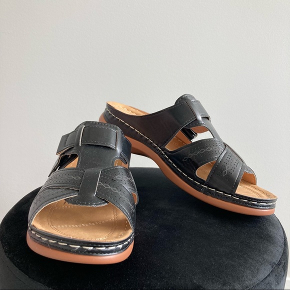 🩴NWOT Women's Summer Sandals in size 8.5 🩴 - Picture 3 of 4